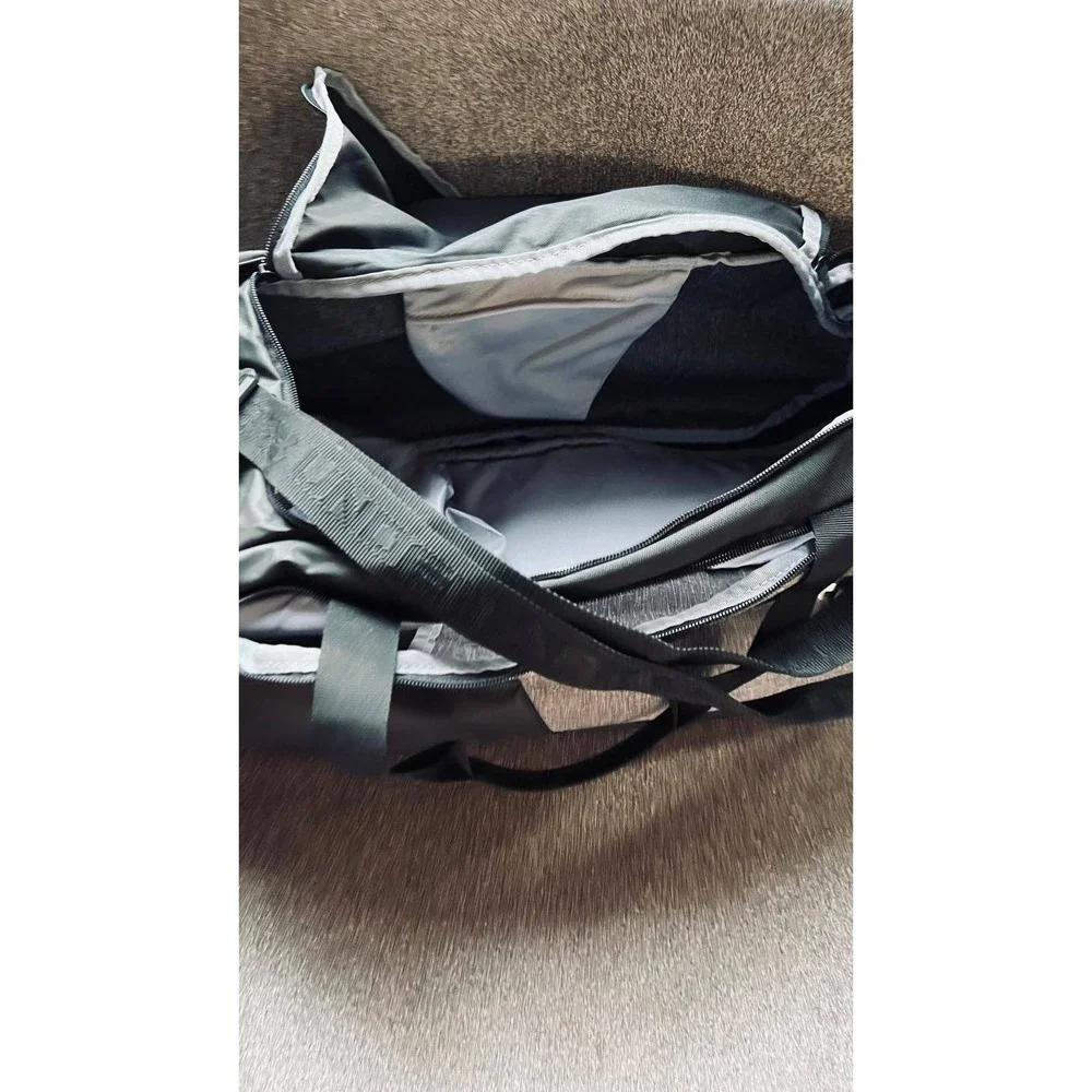 Under Armour Duffle Bag Unisex Black Gray Storm Water Resistant Gym Travel